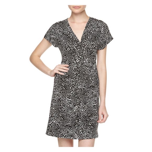 Diane Von Furstenberg Dresses & Skirts - DIANE VON FURSTENBERG Natalie Gathers Tiny Marks Dress